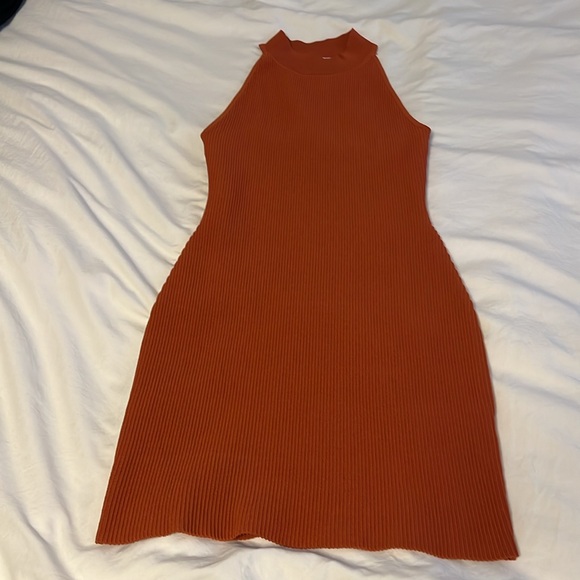 Babaton halter sculpt dress size small - Picture 6 of 6